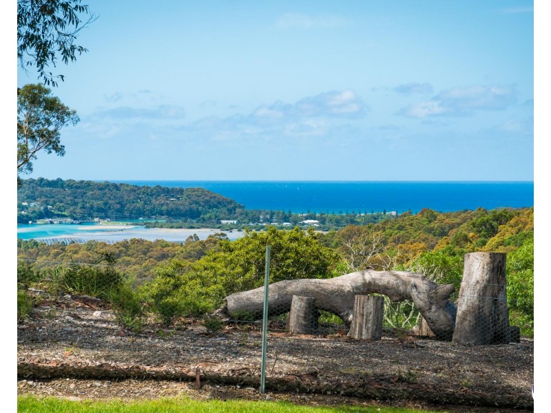 84 Rainforest Parkway, Narooma NSW 2546