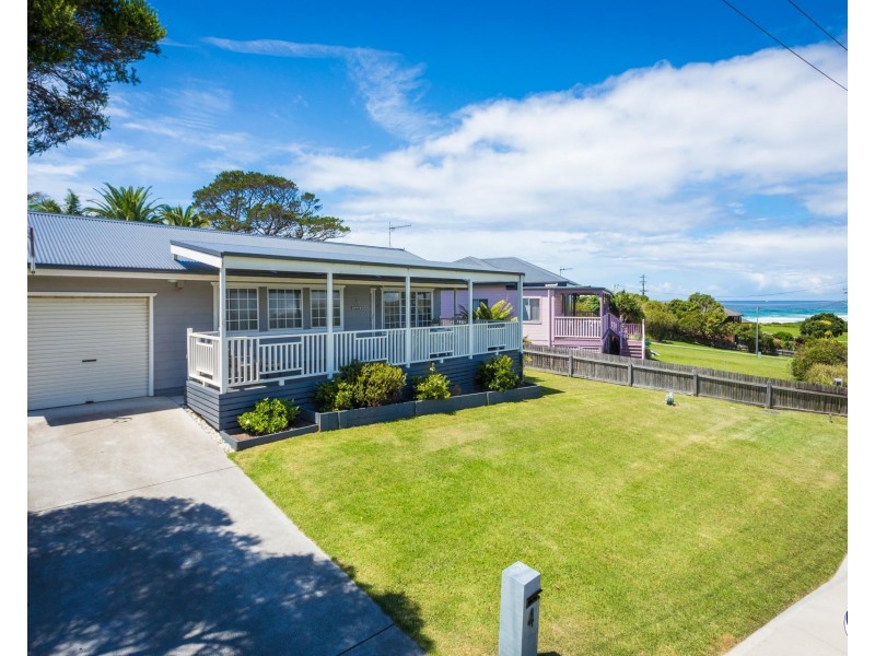 4 Amhurst Street, Dalmeny NSW 2546