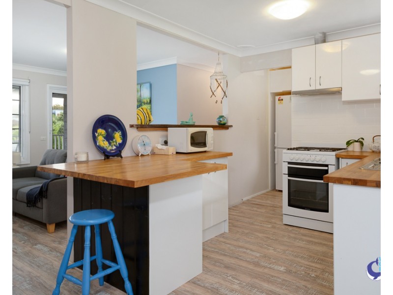 4 Amhurst Street, Dalmeny NSW 2546