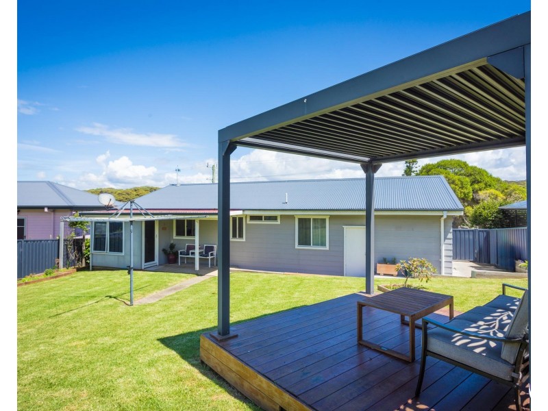4 Amhurst Street, Dalmeny NSW 2546