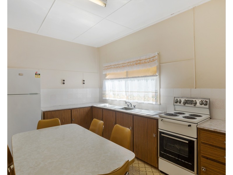 17 ERNEST STREET, Dalmeny NSW 2546