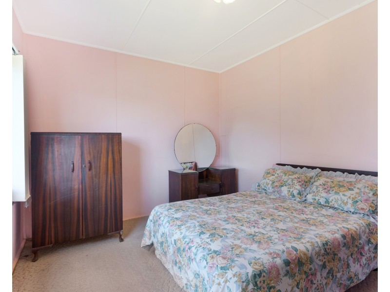 17 ERNEST STREET, Dalmeny NSW 2546