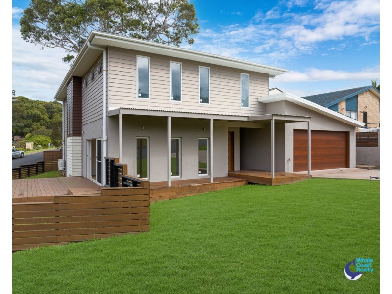 12 Collins Crescent, Narooma NSW 2546
