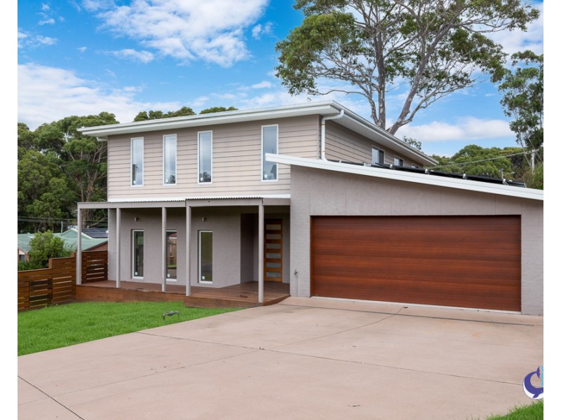 12 Collins Crescent, Narooma NSW 2546