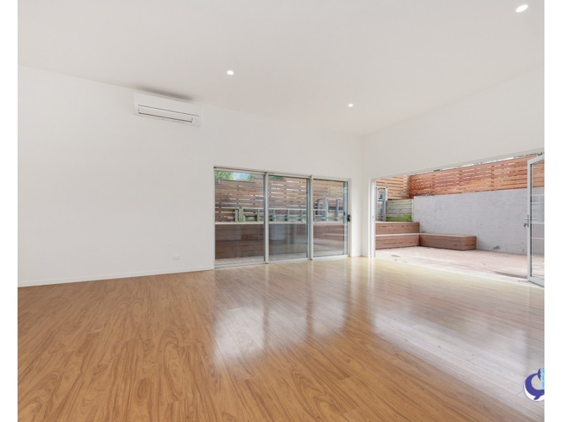 12 Collins Crescent, Narooma NSW 2546
