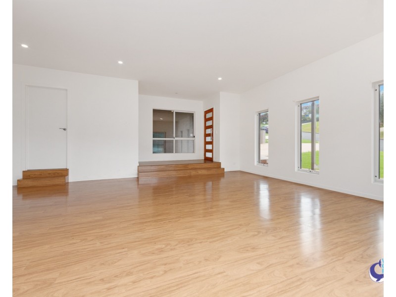 12 Collins Crescent, Narooma NSW 2546