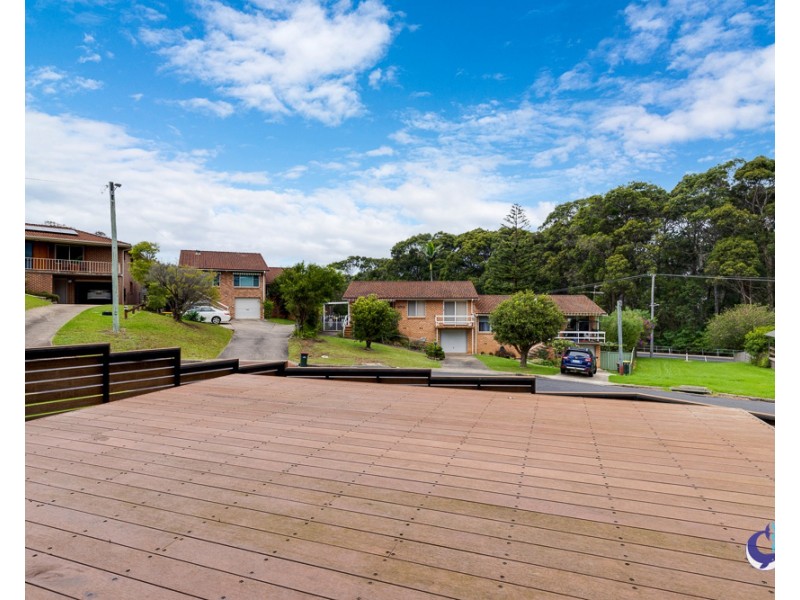 12 Collins Crescent, Narooma NSW 2546