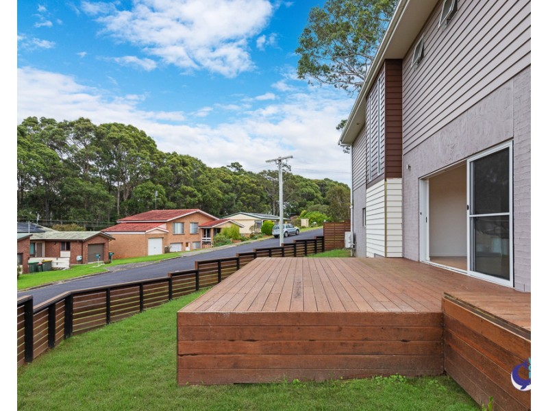 12 Collins Crescent, Narooma NSW 2546