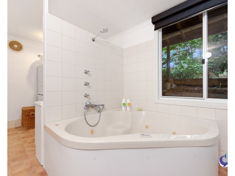 4 Forsters Bay Road, Narooma NSW 2546