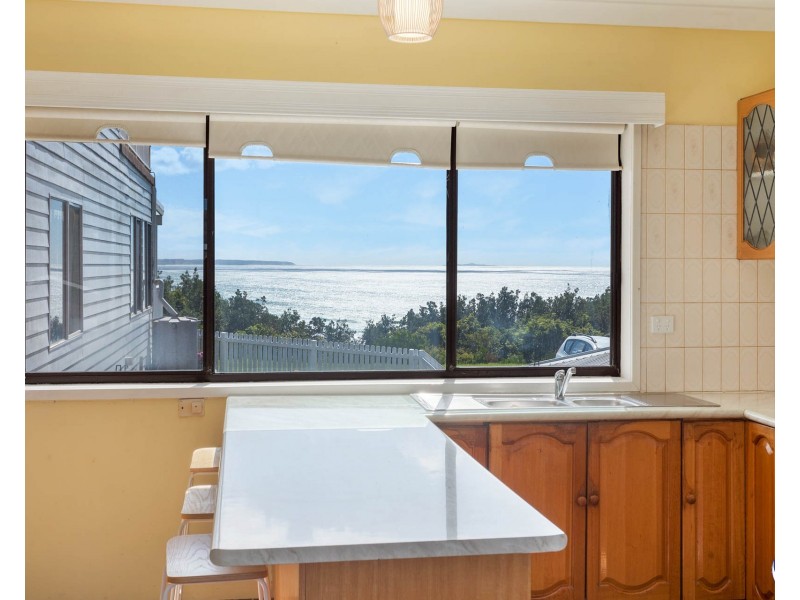 11 Keating Drive, Bermagui NSW 2546