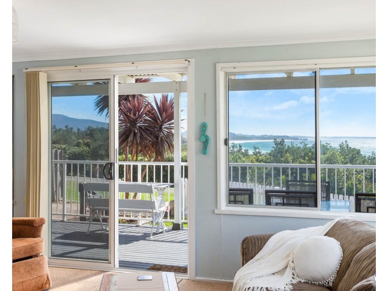 11 Keating Drive, Bermagui NSW 2546