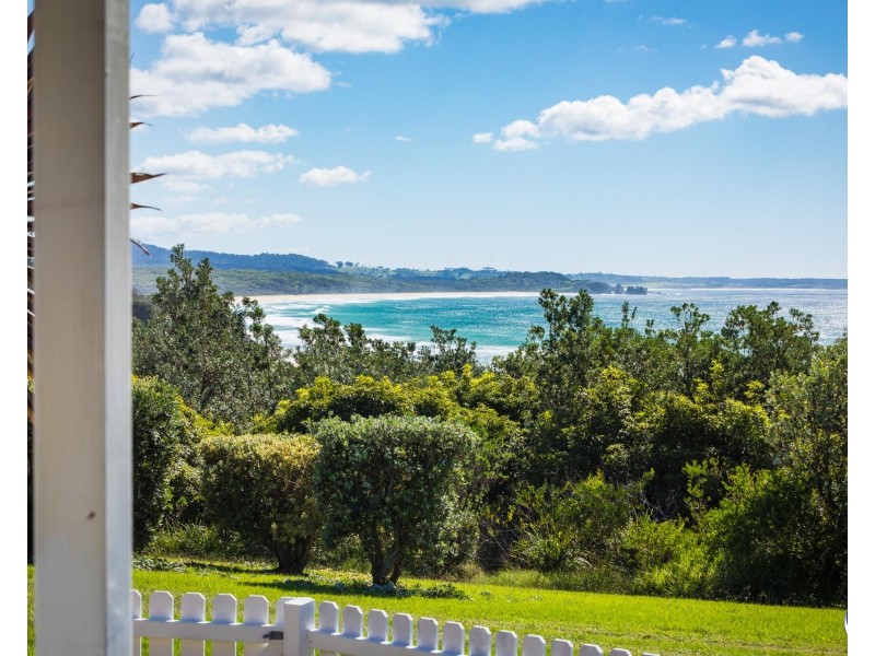 11 Keating Drive, Bermagui NSW 2546