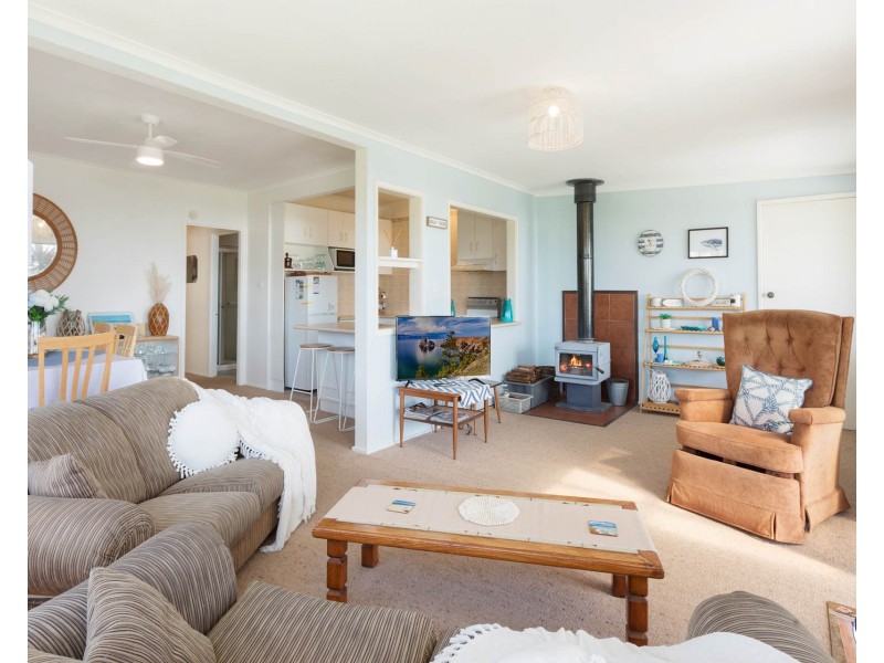 11 Keating Drive, Bermagui NSW 2546