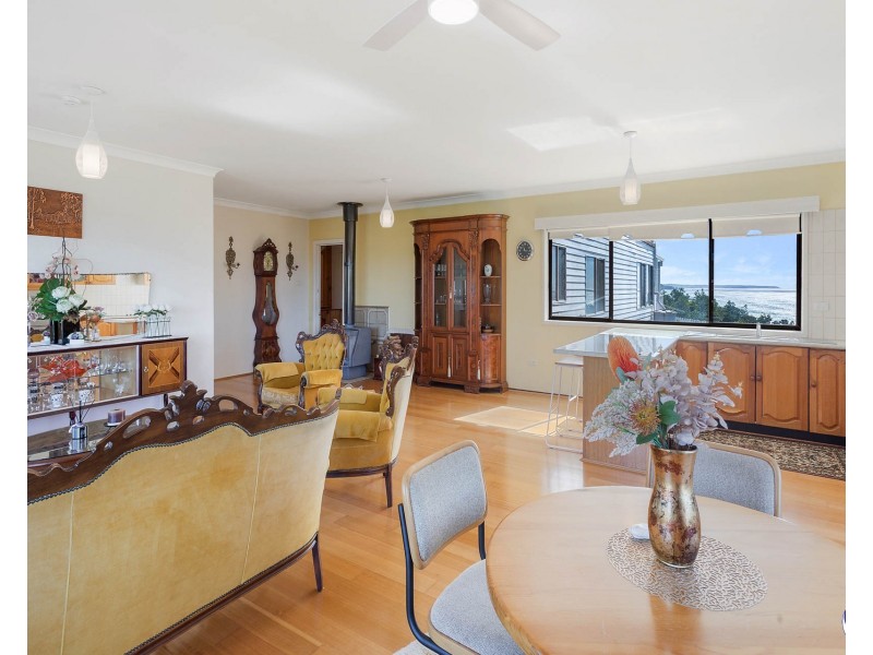 11 Keating Drive, Bermagui NSW 2546