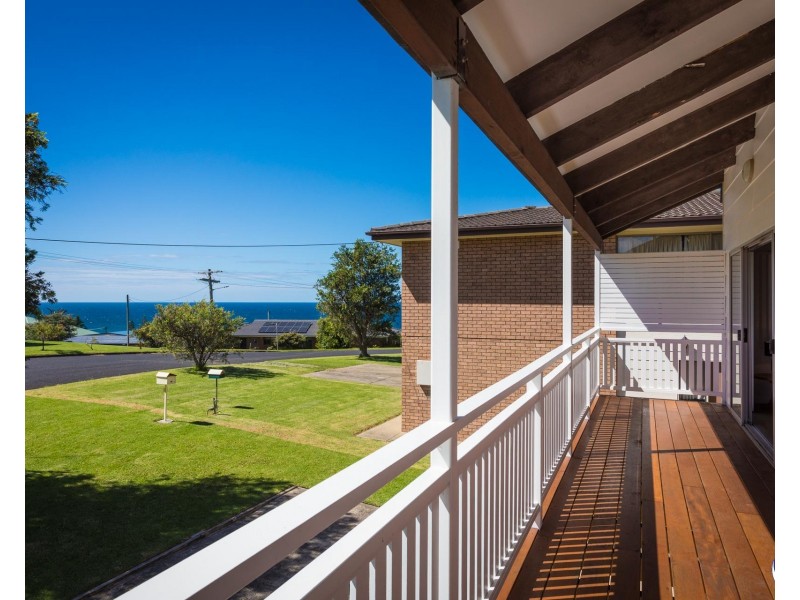 5 VIEWHILL ROAD, Kianga NSW 2546