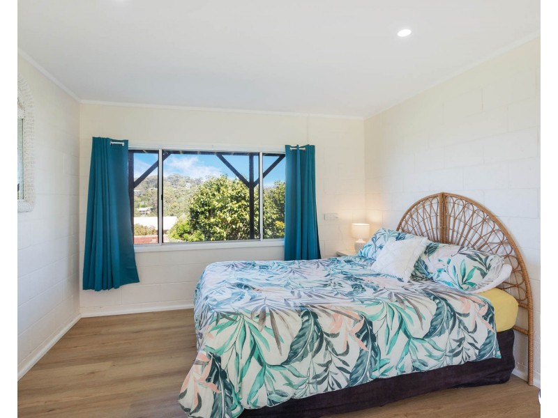 5 VIEWHILL ROAD, Kianga NSW 2546