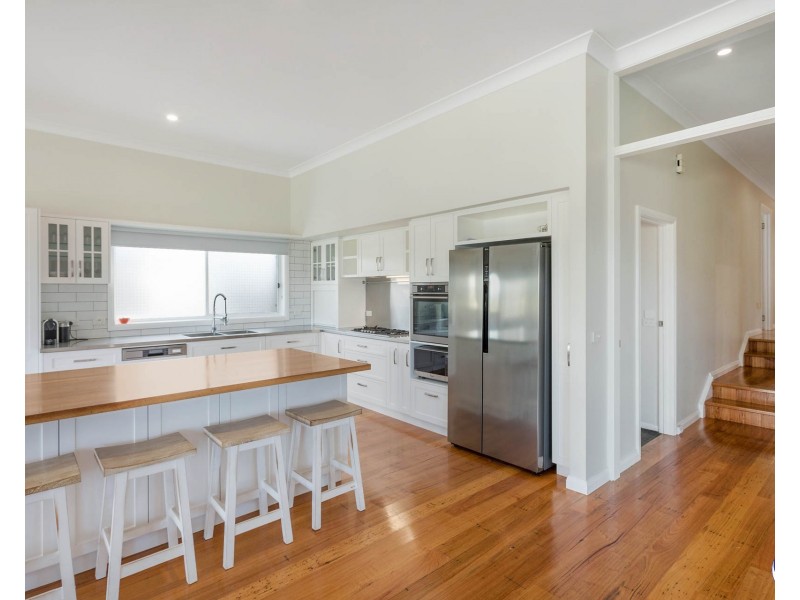 8 Sunnyside Crescent, Kianga NSW 2546