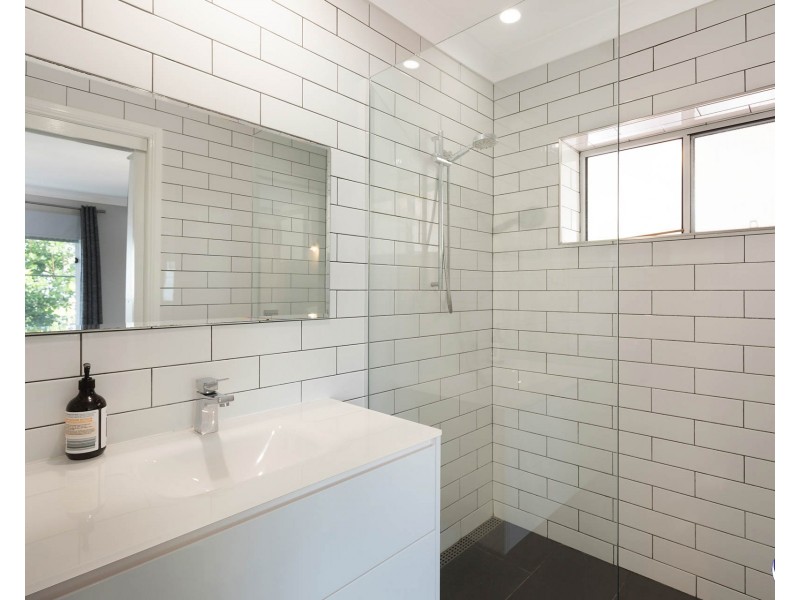 8 Sunnyside Crescent, Kianga NSW 2546