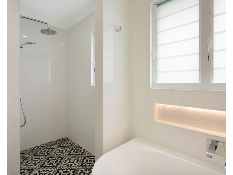 8 Sunnyside Crescent, Kianga NSW 2546