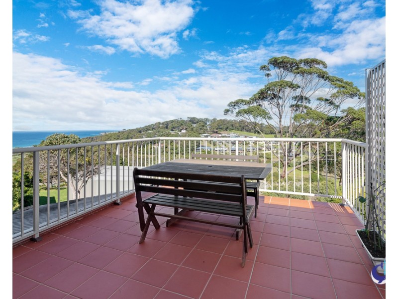 12 Dawn Parade, Kianga NSW 2546