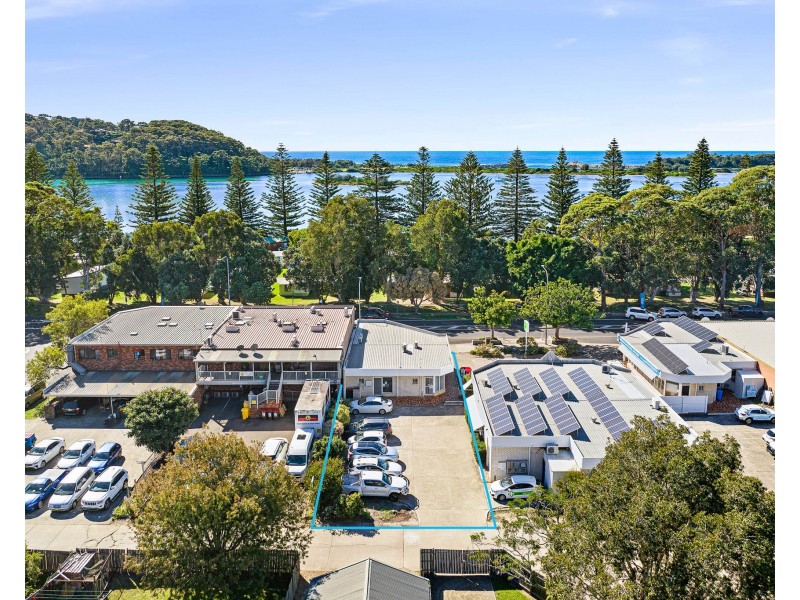 4/30-32 Princes Highway, Narooma NSW 2546