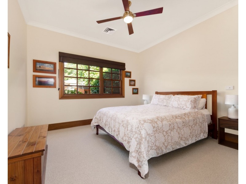 7 KIORA STREET, Moruya NSW 2537