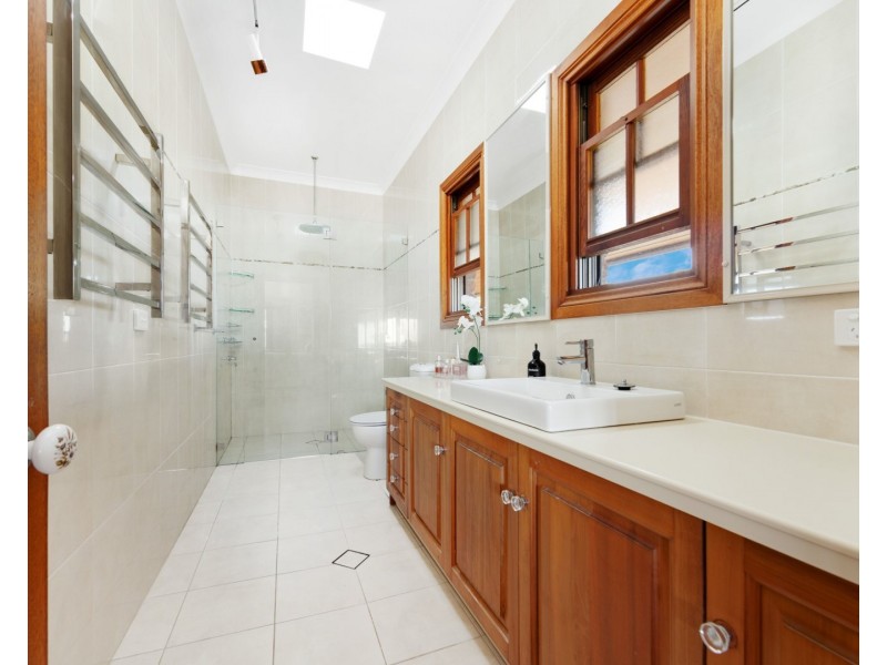 7 KIORA STREET, Moruya NSW 2537