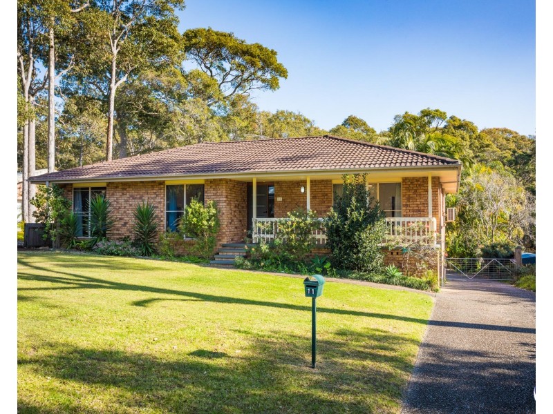 11 Eucalyptus Drive, Dalmeny NSW 2546