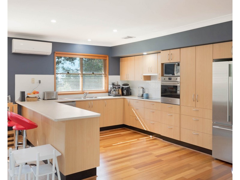 11 Eucalyptus Drive, Dalmeny NSW 2546