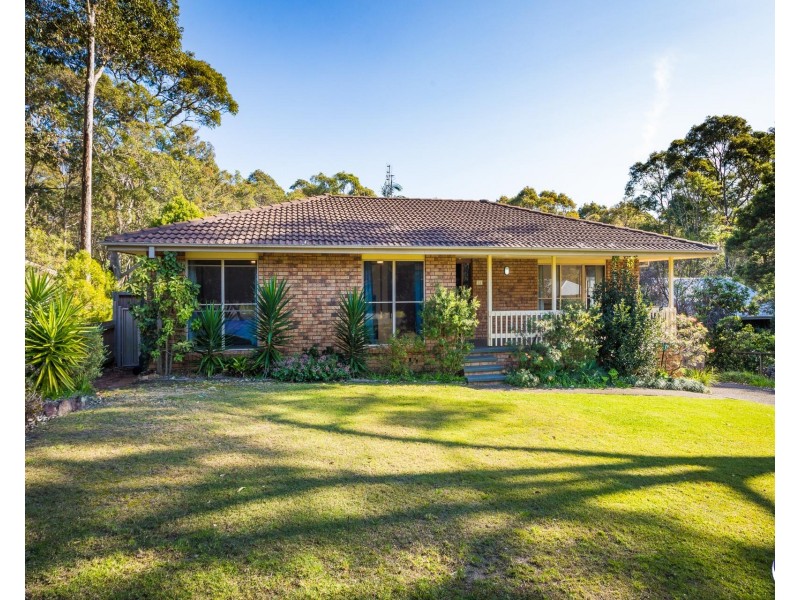 11 Eucalyptus Drive, Dalmeny NSW 2546