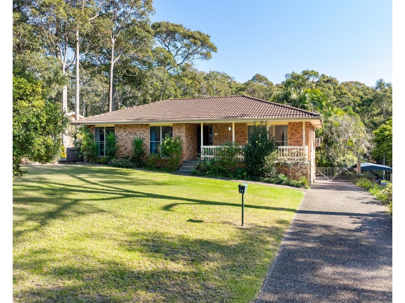 11 Eucalyptus Drive, Dalmeny NSW 2546