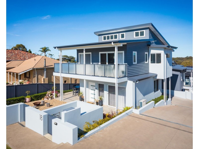 1/18  Tilba Street, Narooma NSW 2546