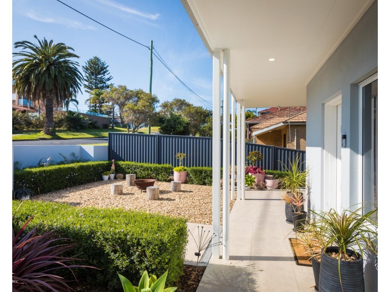 1/18  Tilba Street, Narooma NSW 2546