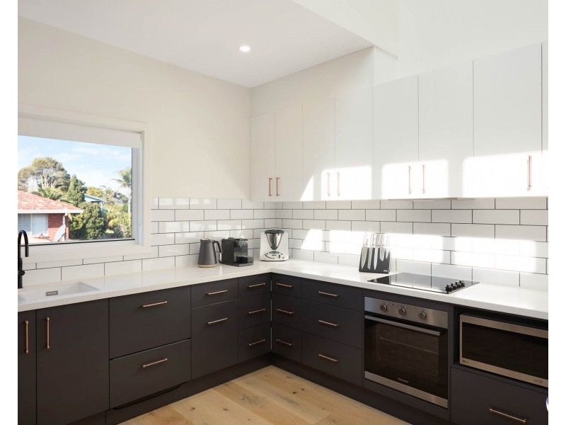 1/18  Tilba Street, Narooma NSW 2546