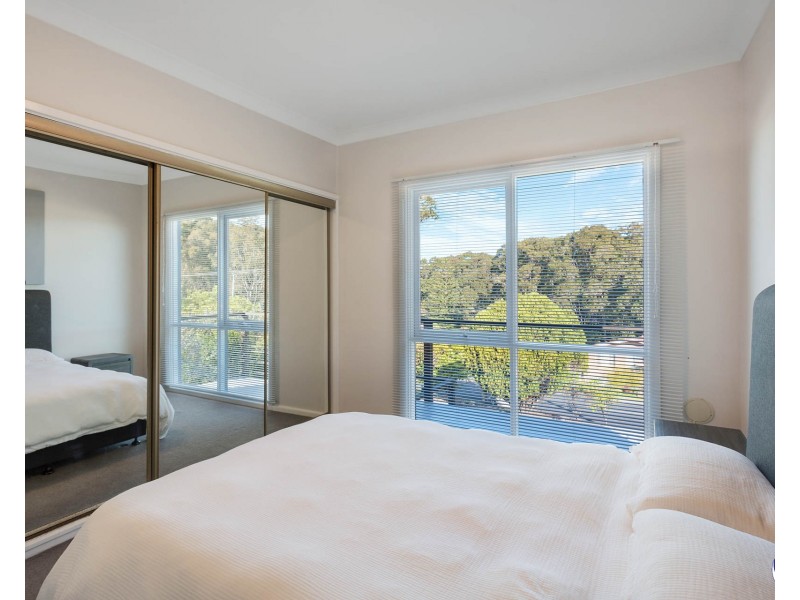 16 Collins Crescent, Narooma NSW 2546