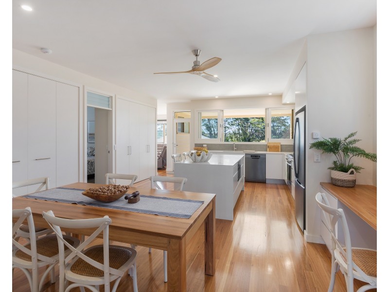 4 TATIARA STREET, Dalmeny NSW 2546