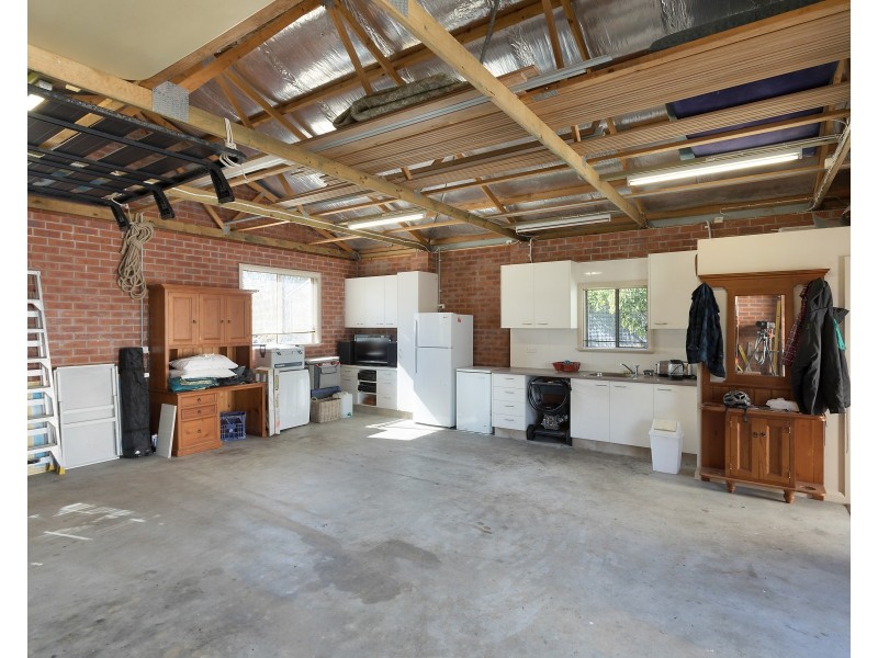 4 TATIARA STREET, Dalmeny NSW 2546