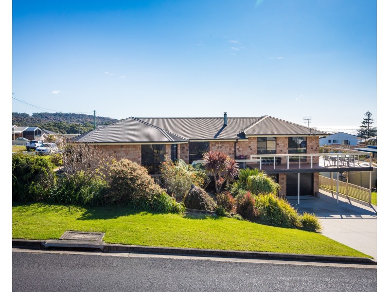 34 Sunset Boulevard, Kianga NSW 2546