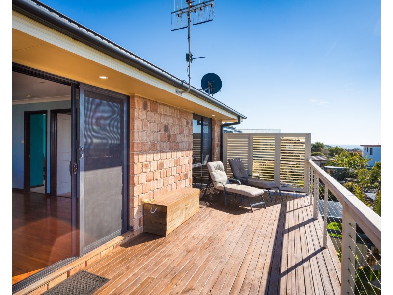 34 Sunset Boulevard, Kianga NSW 2546