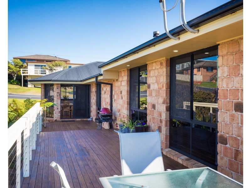 34 Sunset Boulevard, Kianga NSW 2546