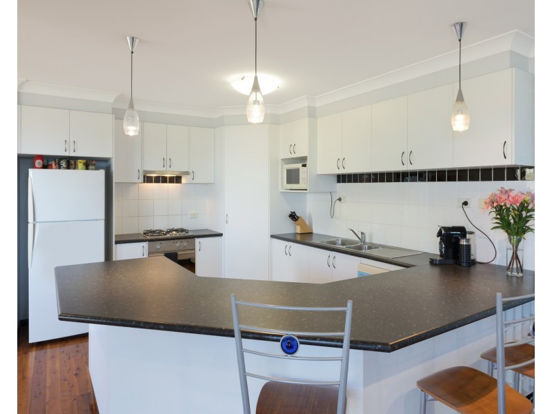 34 Sunset Boulevard, Kianga NSW 2546