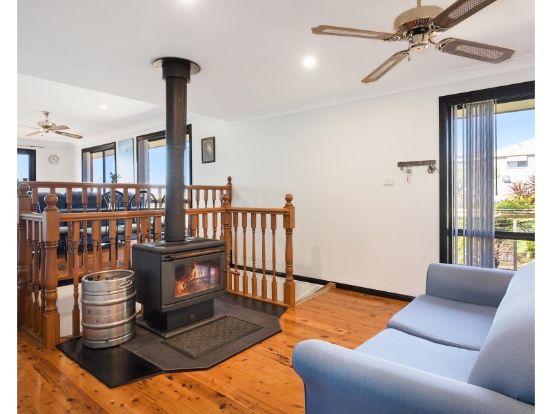 34 Sunset Boulevard, Kianga NSW 2546