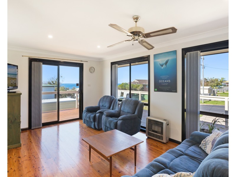 34 Sunset Boulevard, Kianga NSW 2546