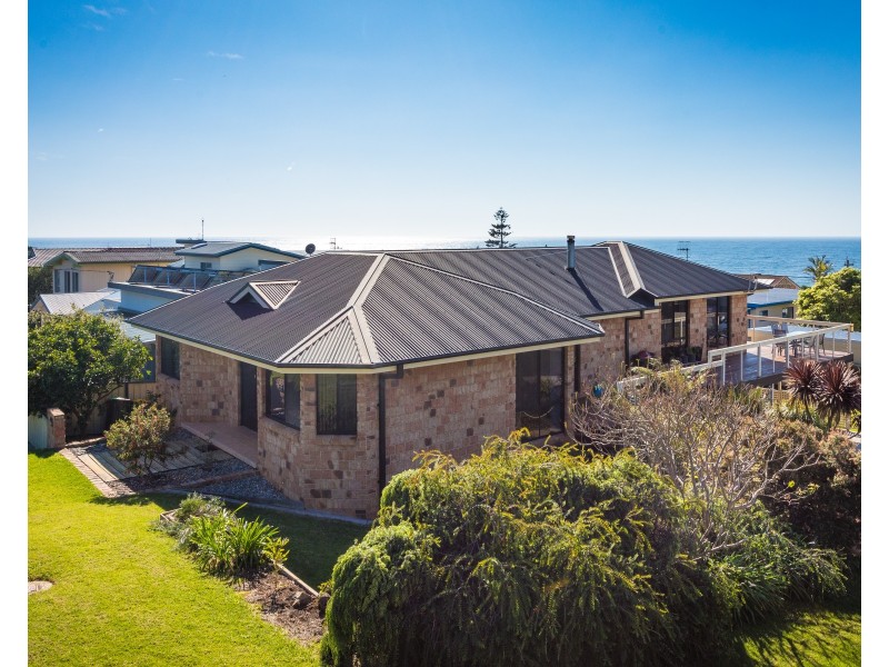 34 Sunset Boulevard, Kianga NSW 2546