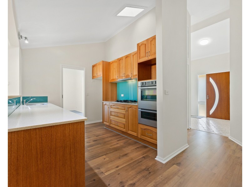 10 TAROURGA PLACE, Dalmeny NSW 2546