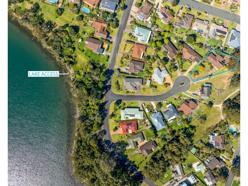 10 TAROURGA PLACE, Dalmeny NSW 2546