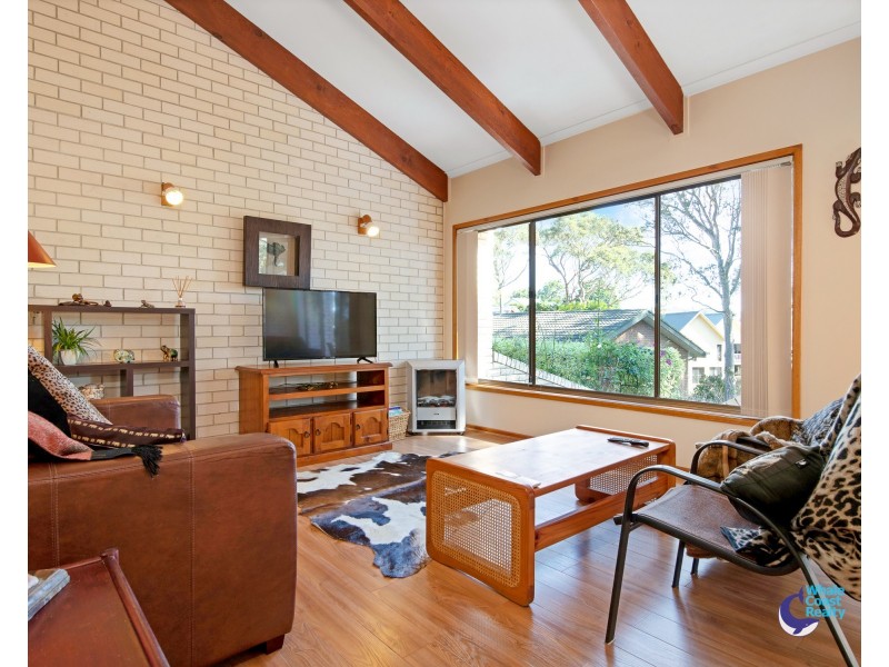 4/3 ANGLE PLACE, Narooma NSW 2546