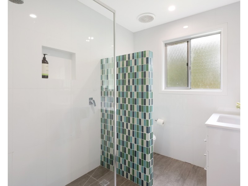 5 Goolara Avenue, Dalmeny NSW 2546