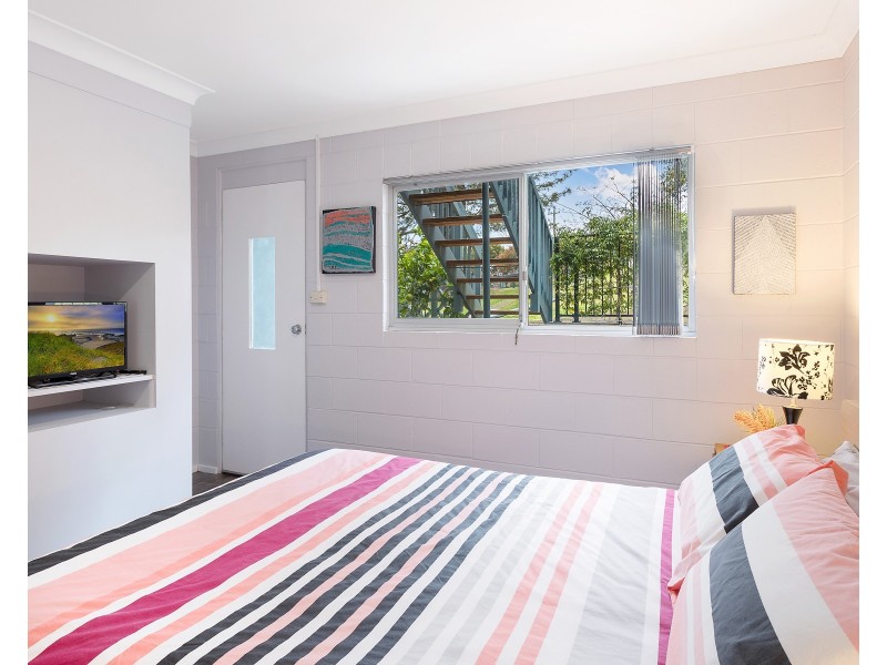 5 Goolara Avenue, Dalmeny NSW 2546