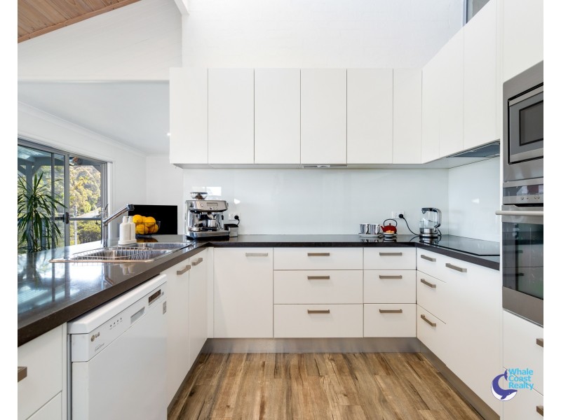 1 ALEXANDER PLACE, North Narooma NSW 2546